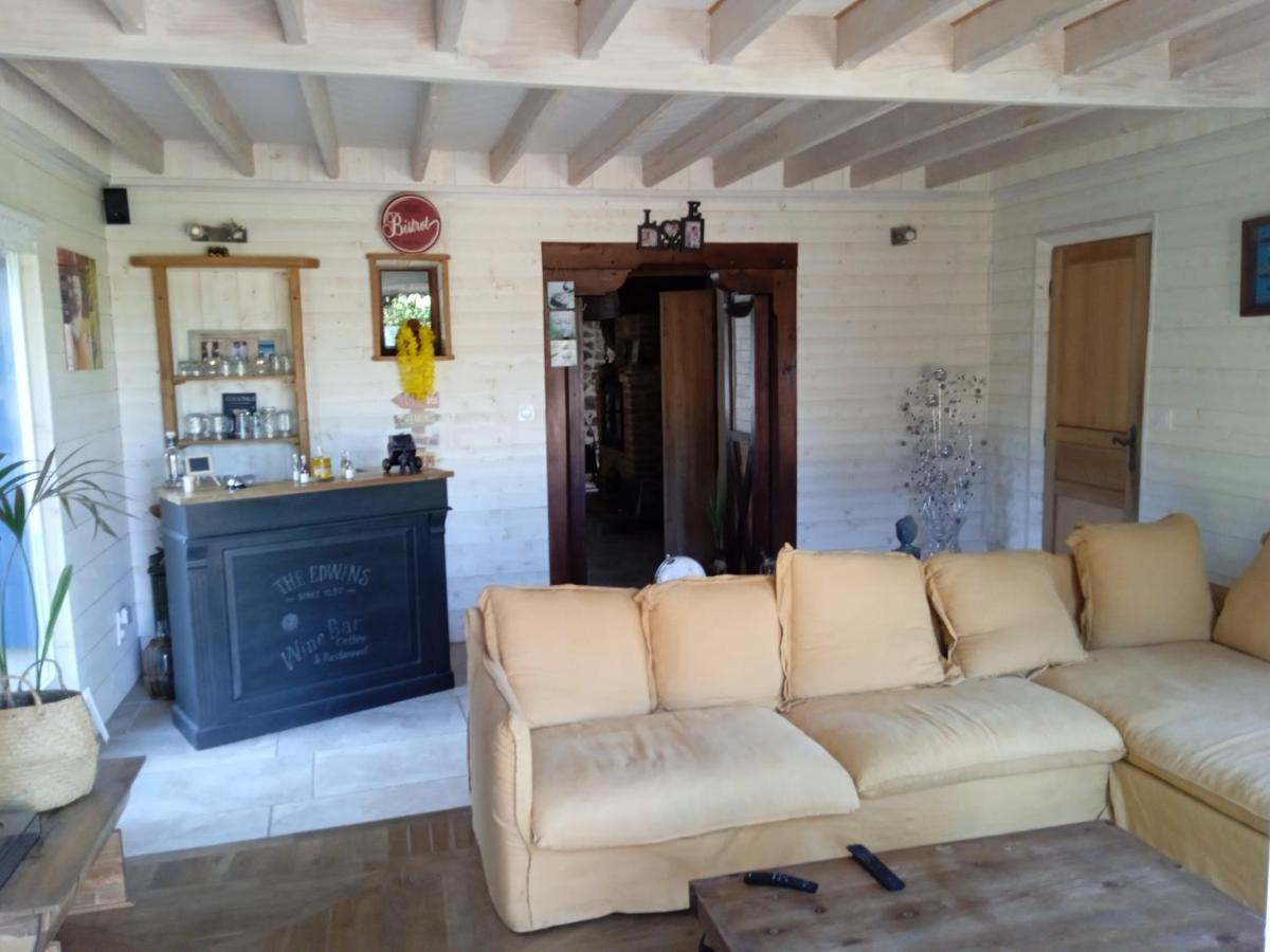 Le Havre De Paix Apartment Lanhelin Exterior photo
